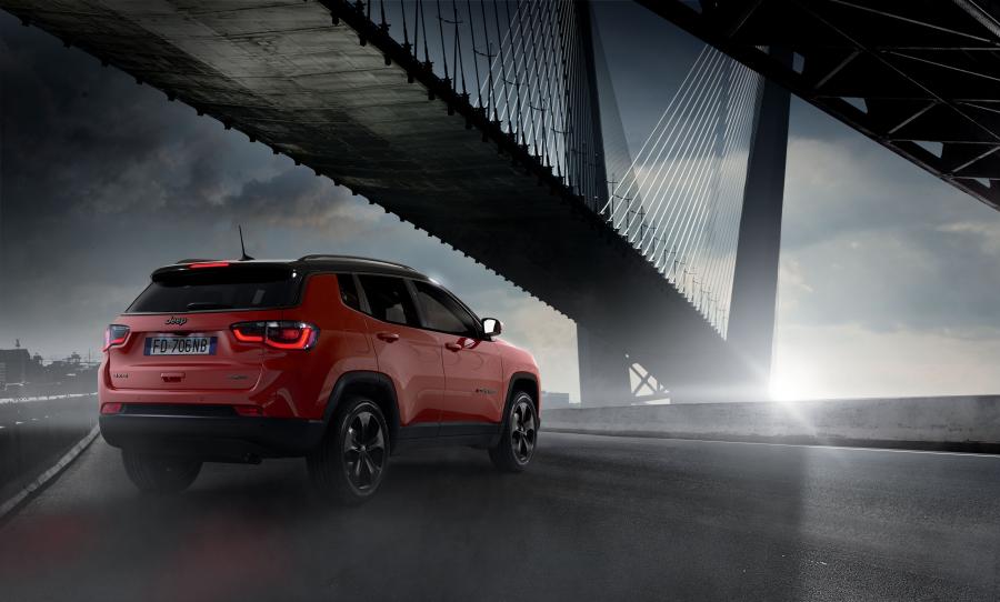  Jeep Compass Night Eagle (MP) 2018 года  (WW) (фото 2 из 16)